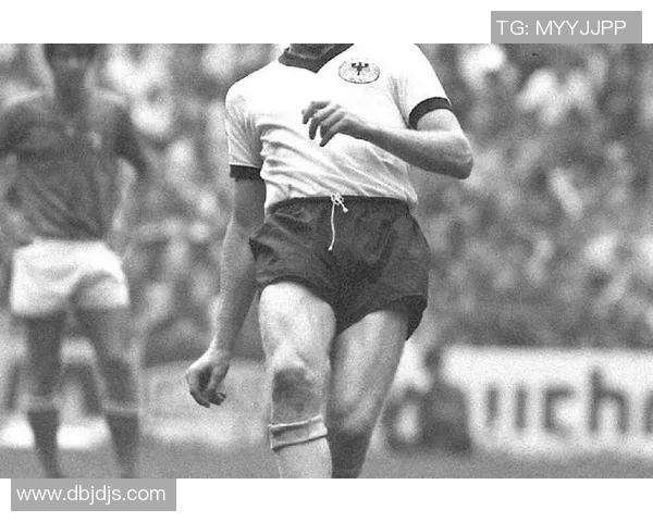 足球球星在赛场惊险瞬间被吓到反应过激的五大经典时刻